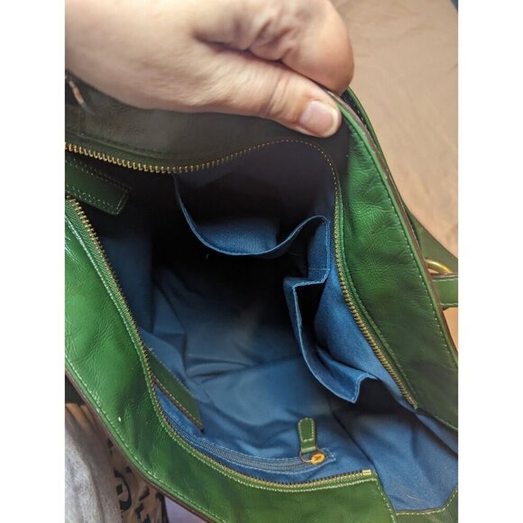 Coach Emerald Green Patent Leather Crossbody Shoulder Bag Pockets And Wallet Set - Picture 11 of 16